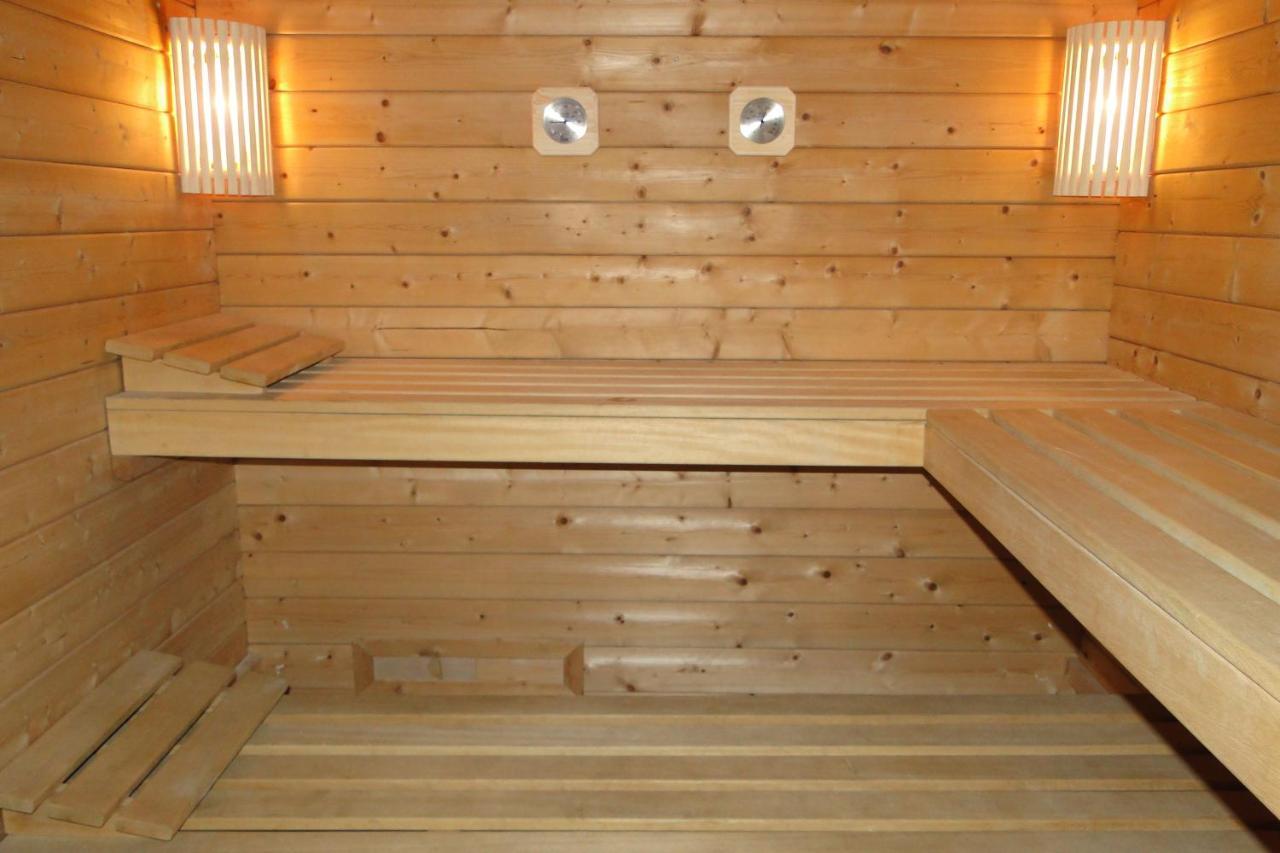 Gîte 1805 Montagnes du Jura avec Spa et Sauna classé 2 étoiles Foncine-le-Haut Extérieur photo